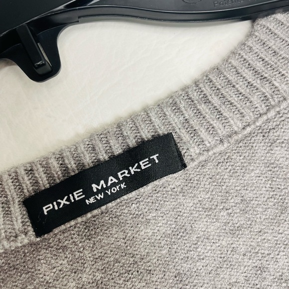 Pixie Market New York gray sweater eagle stones print size L - Picture 5 of 7